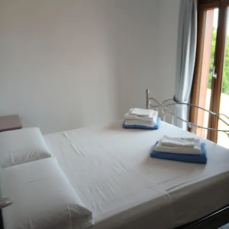 Ottiolu House 50m From Prázdninový dům *