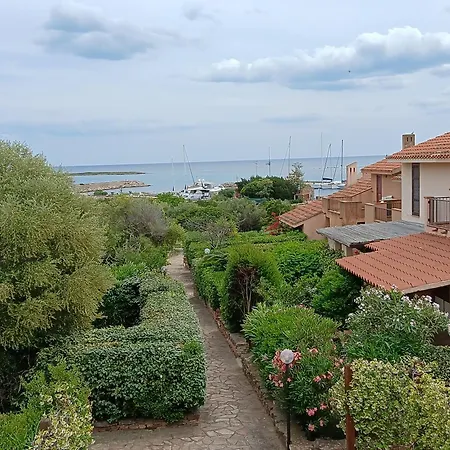 Ottiolu House 50m From *