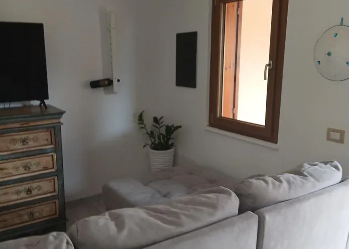 Ottiolu House 50m From Дом отдыха